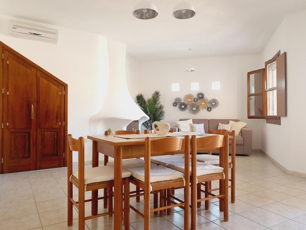 Casa Mara Villa Cala Liberotto Eksteriør billede